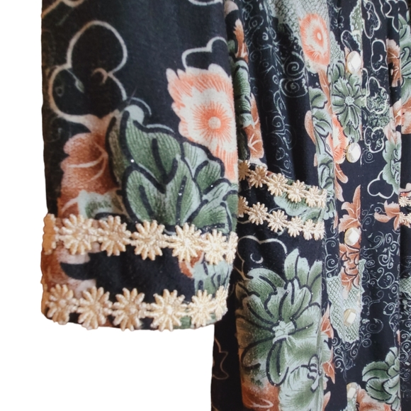 Vintage Floral Print Midi Dress - Picture 3 of 9